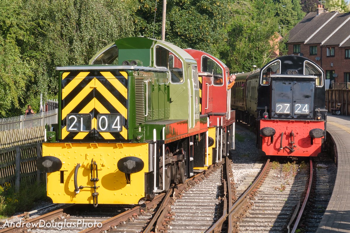 A_Douglas_Photo's tweet image. What is the collective noun for a group of Class 14 'Teddy Bear' diesel locos? 

It has to be a 'Picnic' surely? 😀

D9525, D9523 and D9537 photographed at Duffield during the @wyvernrail '14s@60' gala this morning.

#heritagerailway #ecclesbournevalleyrailway #class14