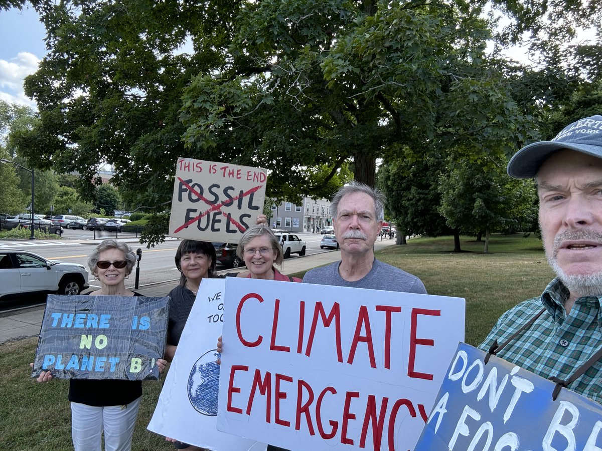 raindeer's tweet photo. @cindycreem @RepAlicePeisch: The Climate Coalition of Wellesley says it's time for a really strong #MAClimateBill. There's a #ClimateEmergency and there's no #PlanetB! Thanks for your work, let's do this! #decarbonize, #CleanEnergyNow, @SustWellesley #GetOffGas https://t.co/2nvo1oh3uI