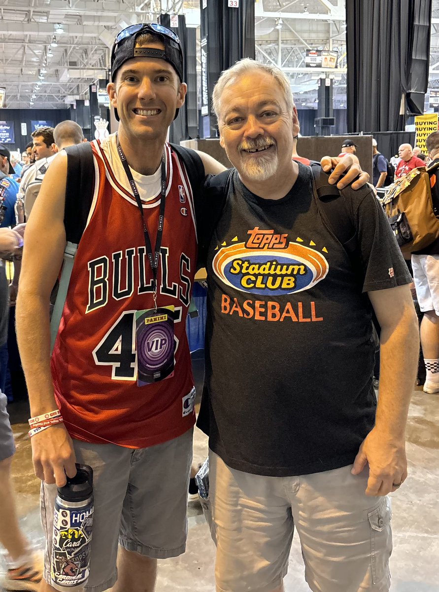 KellysKards1768's tweet photo. A year later than planned, but well worth the wait. Finally got to meet another one of my heroes. He is known around the National as The Jordan Guy, these kids said so. #BeTheGood @MrKdub #PeopleOverCards https://t.co/ILAkdzYTkD