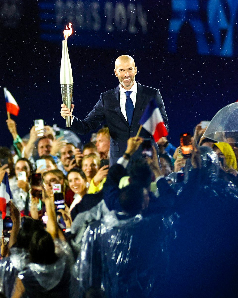 antoinellorca's tweet image. Zidane 2027 🇫🇷
#Paris2024 #Zidane #ceremoniedouverture