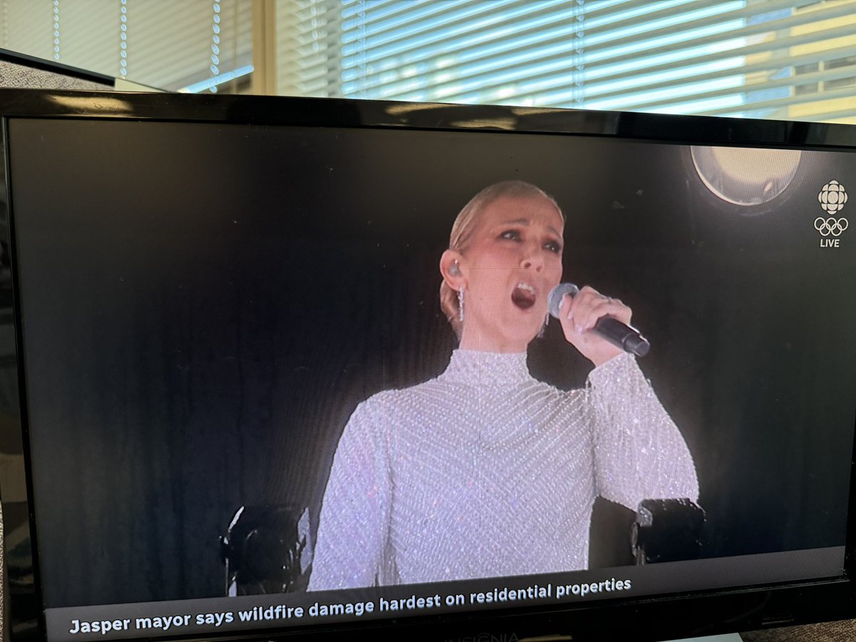 glasneronfilm's tweet photo. Celine Dion is singing at the Paris Olympics and sounds great https://t.co/BvFJha1qhi