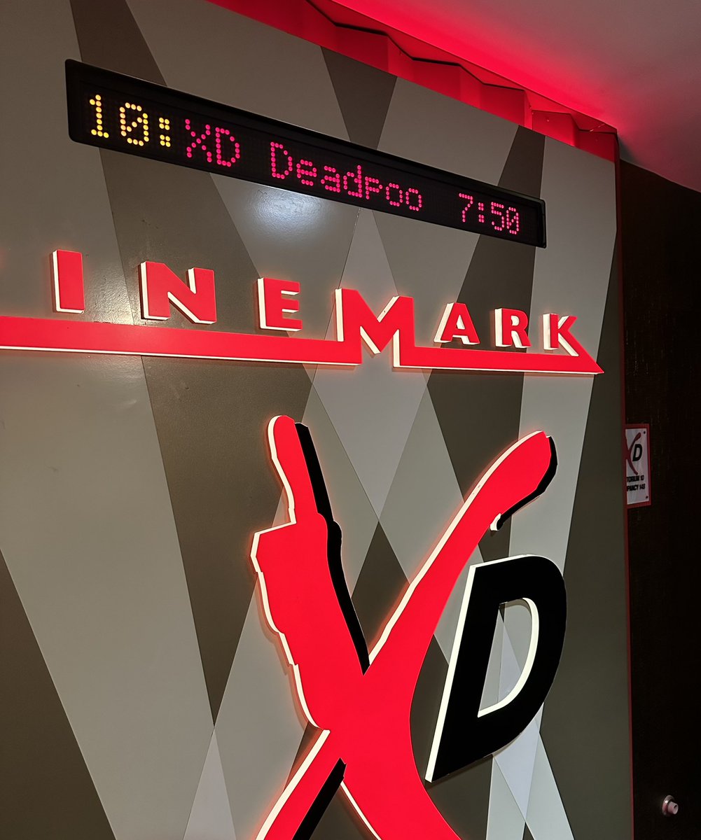 JimDiJoseph's tweet photo. Uh, not sure what we’re in for here on opening night. @VancityReynolds @RealHughJackman Care to elaborate? #DeadpoolAndWolverine 
With @DijosephMadison @JamesDijoseph @DonnaDiJoseph https://t.co/HLkuGzZVWV
