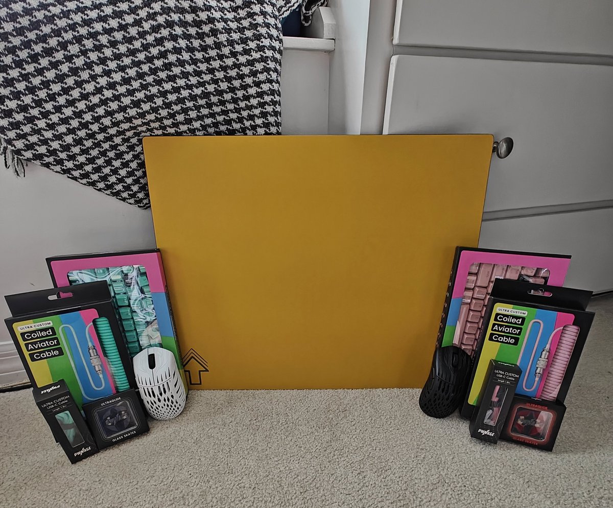 Lemonade Giveaway 🍋🎁

2 winners ✌️

- White StormBreaker with Teal accessories &amp; Black glass skates

- Black StormBreaker with Pink accessories &amp; Red glass skates

50/50 coin toss for Lemonade Cerapad Kin 🫣

Ends in 1 week, pulling winners 8/2/24 ⏳