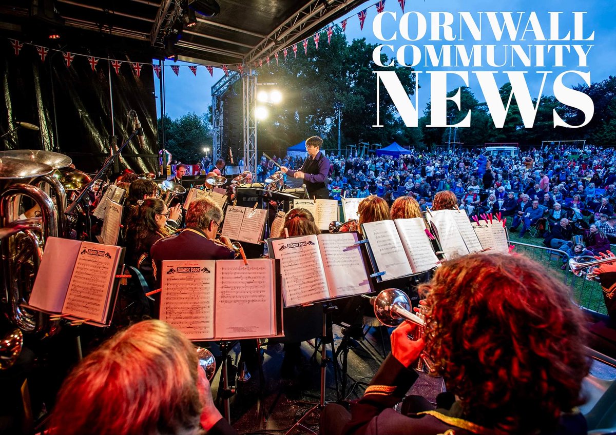 minear_anna's tweet photo. Almost 30yrs at St Austell Band it was great to stand in the middle &amp; direct the @StAustellBand for this awesome gig. https://t.co/wIEuLAkKPa
