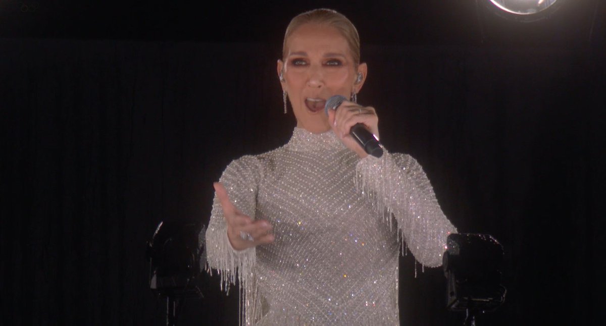 perisolmpic's tweet photo. 🤩 @celinedion is spectacular and Paris sparkles with the Olympic spirit! ✨

Paris 2024 is here!!! 🎉

#Paris2024    #OpeningCeremony https://t.co/PJH60lICWV