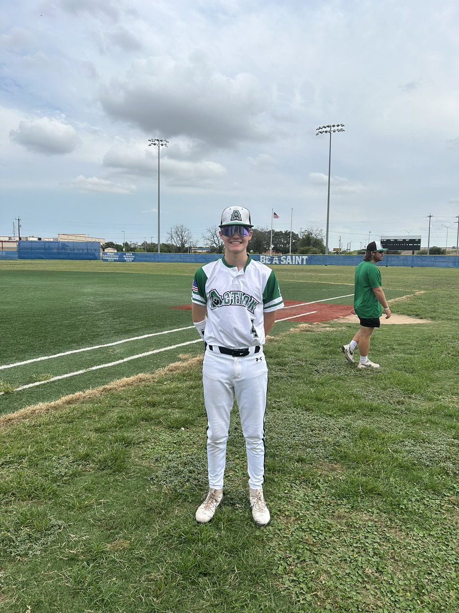 1836Roughriders's tweet image. Final: Action Baseball - 15U Green(4) / Central - San Antonio 15U (3)
•
POG: Jesse Wehba 1-2 / 2 RBI
#walkoffsports #perfectgame