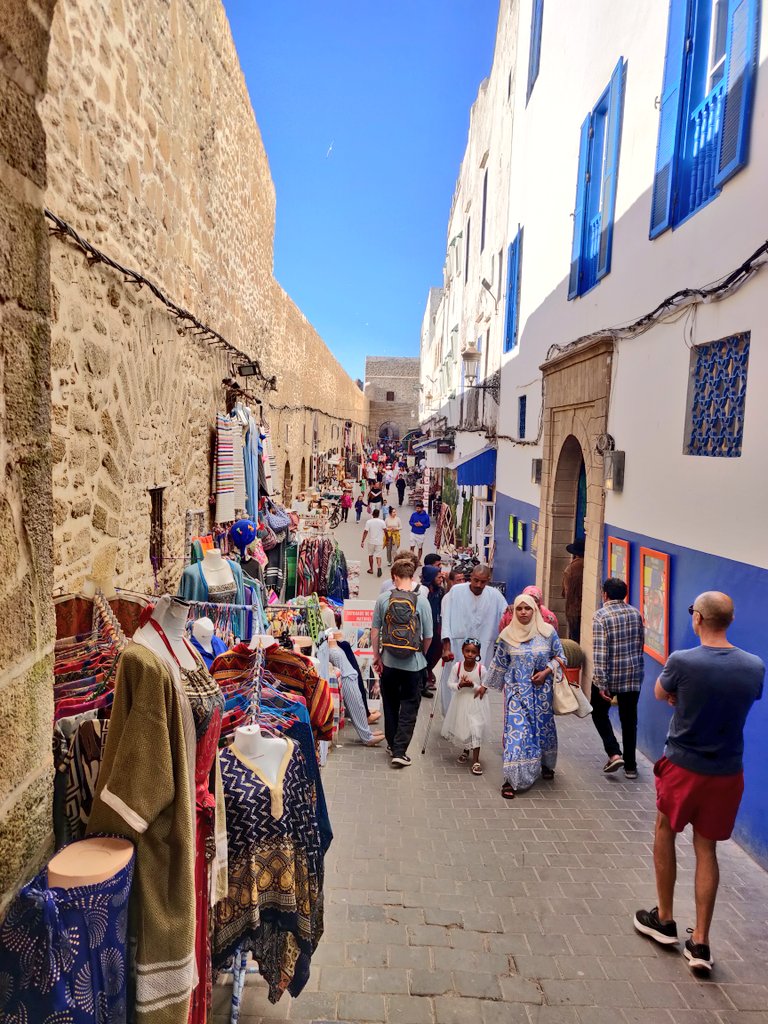 Arrived in Essaouira after a mammoth drive from Ouarzazate 🚌 Woke up in the Sahara and saw the sun set on the Atlantic Ocean 🌅 #RGSExpedition2024 <a href="/RGS_News/">RGS News</a> <a href="/TAExpeditions/">True Adventure</a>