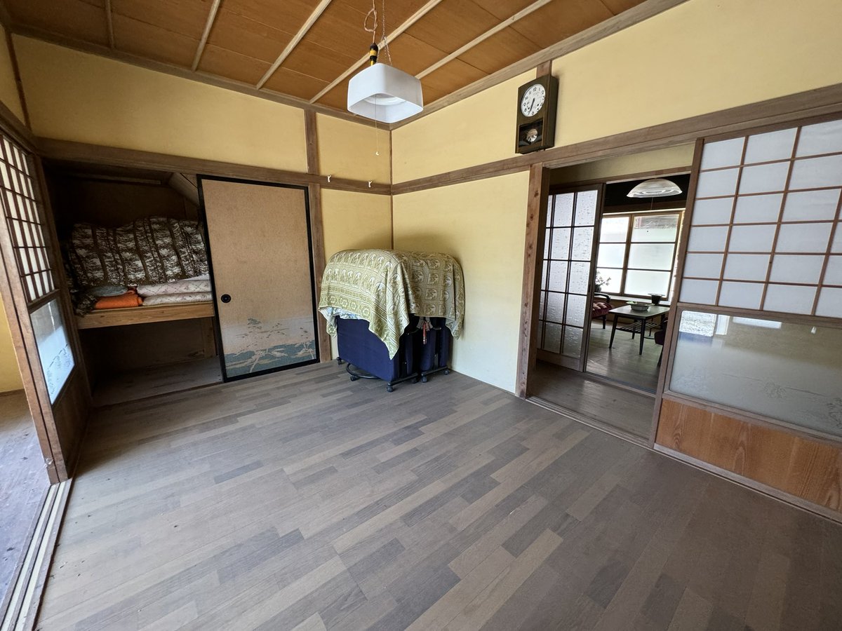 NaradaMinokuchi's tweet photo. A mountain lodge in Narada called "unexplored region". Please use it for overnight stays before mountain climbing in the Southern Alps, mountain stream fishing, hot-spring cures, etc.
#narada #southalps #kitadake #climbing #yamanashi #hotspa https://t.co/A8Xo7EFcP9