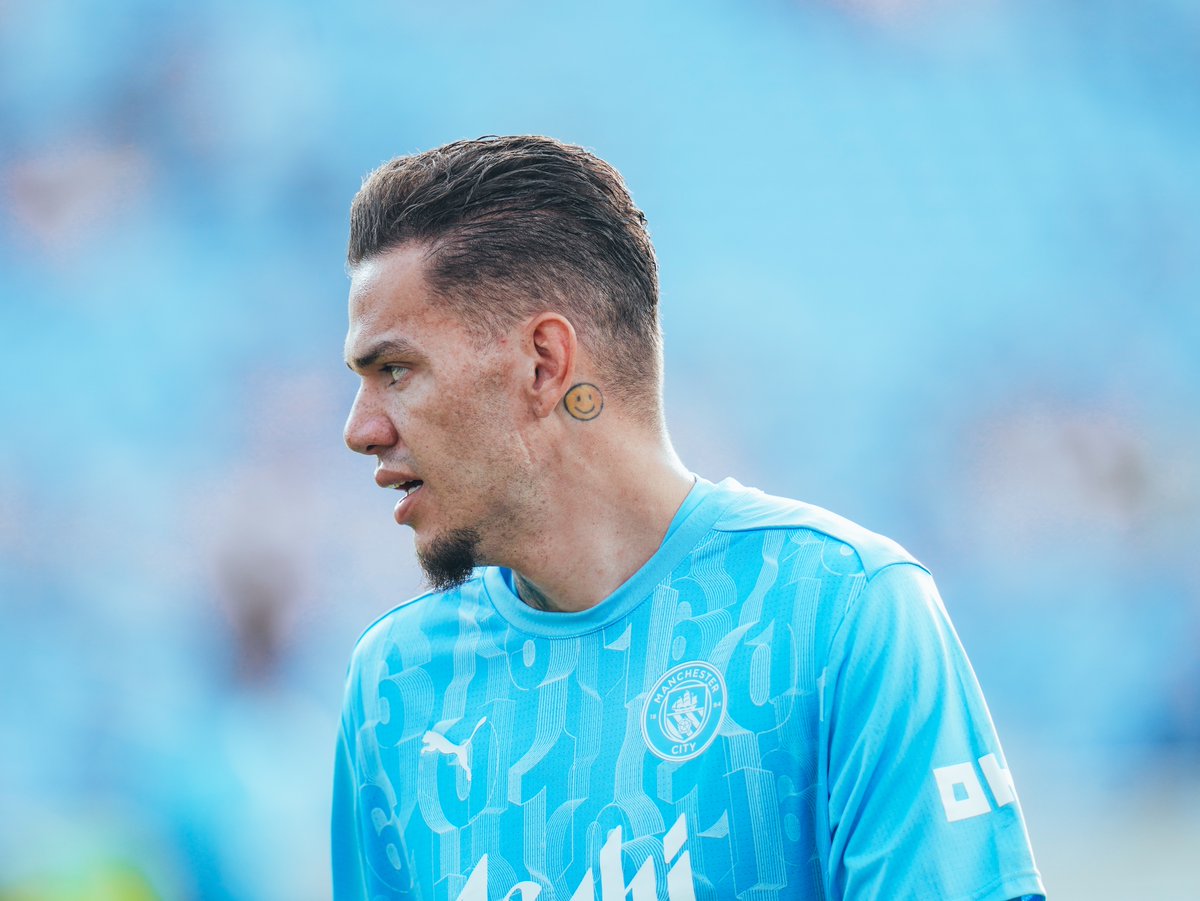 ManCity's tweet image. PEP 💬 I wish with the bottom of my heart Eddie will continue with us... I would love him to stay. 

I cannot imagine our processes succeeding these last seasons without him. He is an important figure in the locker room.