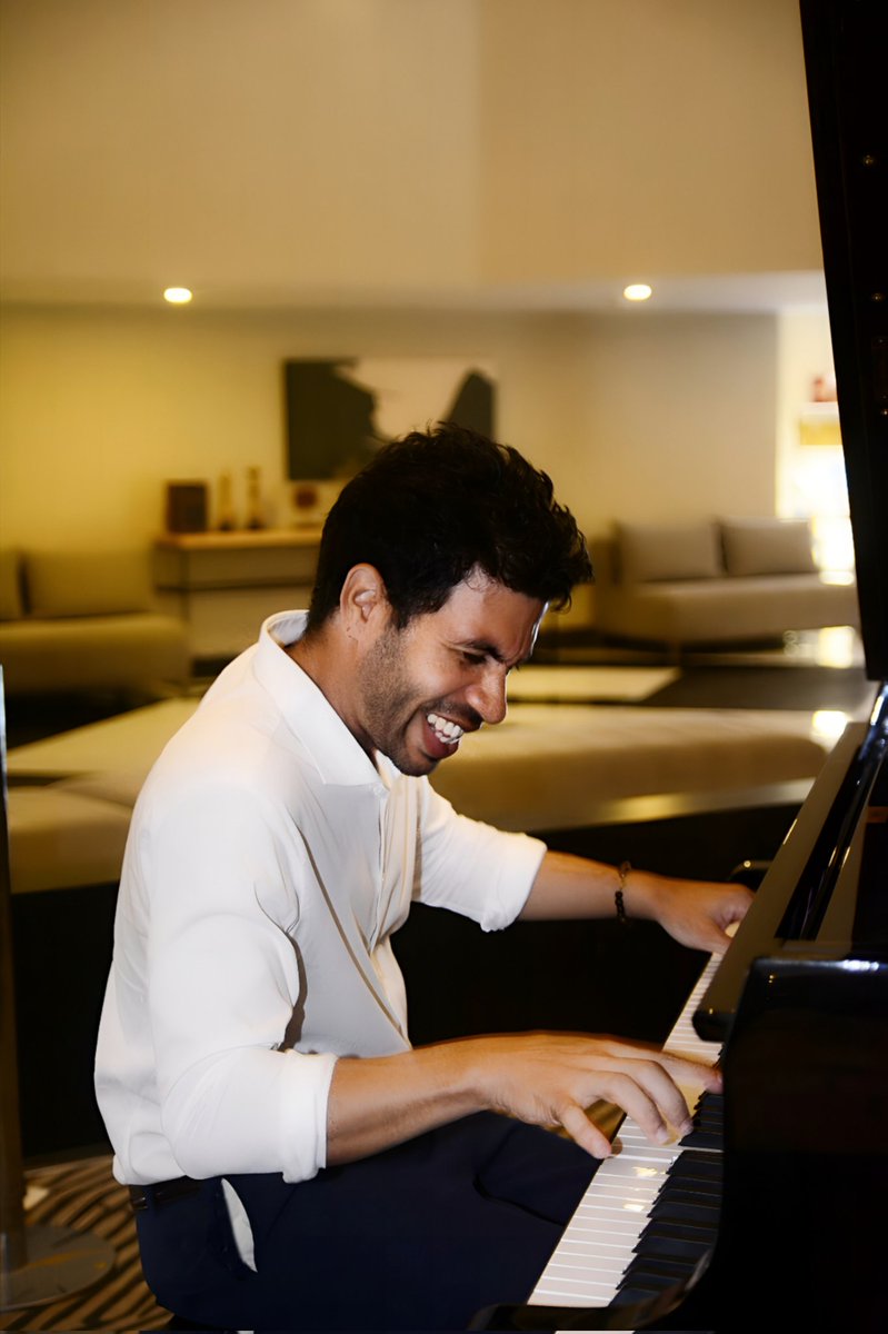 Alejandro LLanes 🎹🔑🌎🌍🌏 tweet media