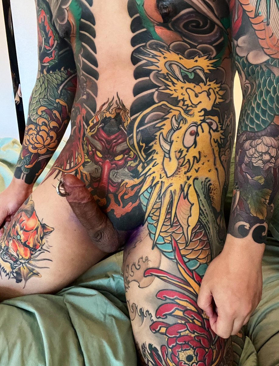 Simplypierced tweet media