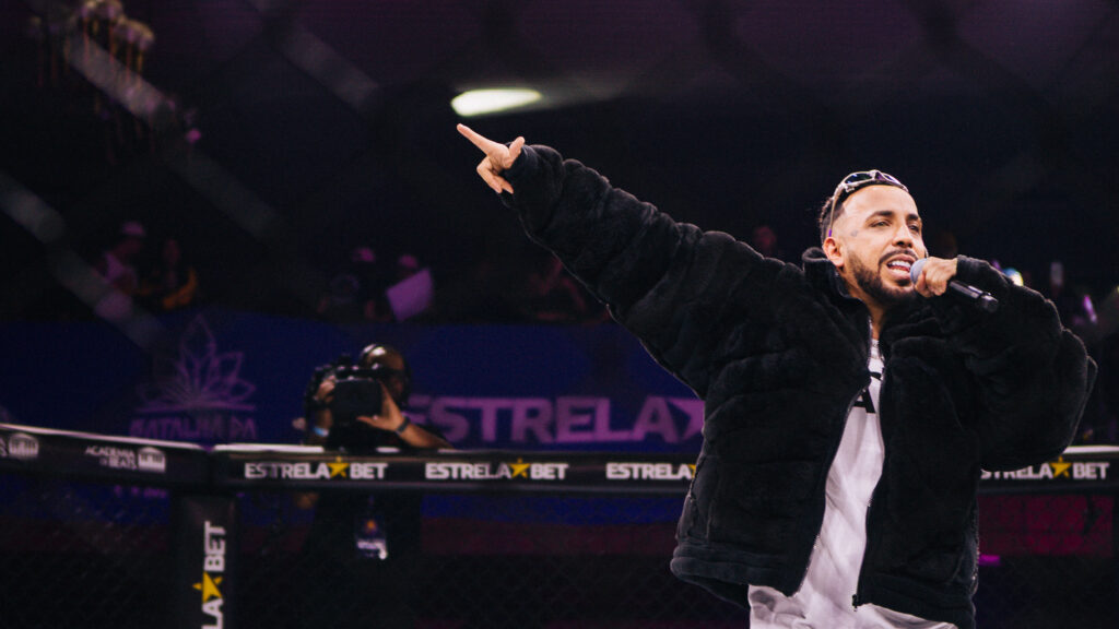 É amanhã! Batalha da Aldeia celebra 8 anos em grande evento!: Serão 11 trios disputando o prêmio de R$110 mil reais da maior batalha de rap do país Amanhã (27/07), a Batalha da Aldeia, maior batalha de rimas do país, realizará no Clube… dlvr.it/TB6pfz Fonte: <a href="/portalrnd/">RND</a>