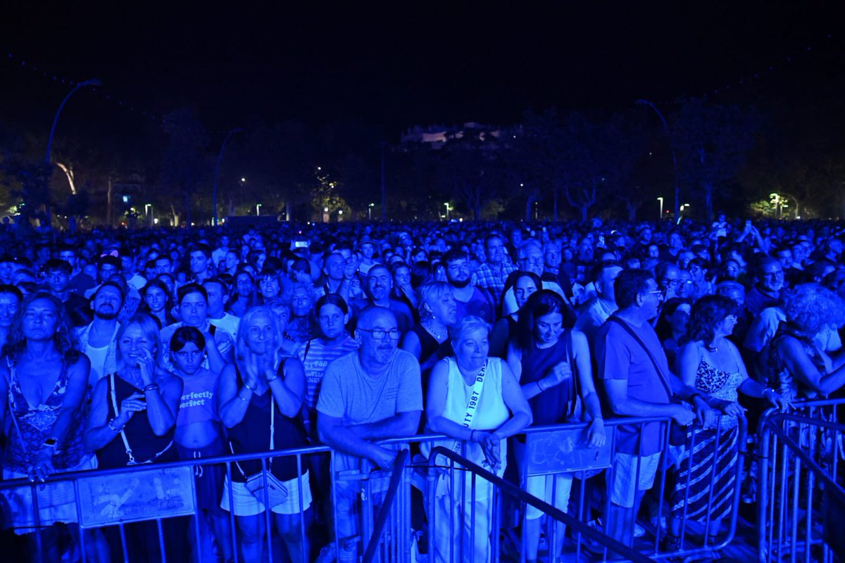 Les Santes Mataró tweet media