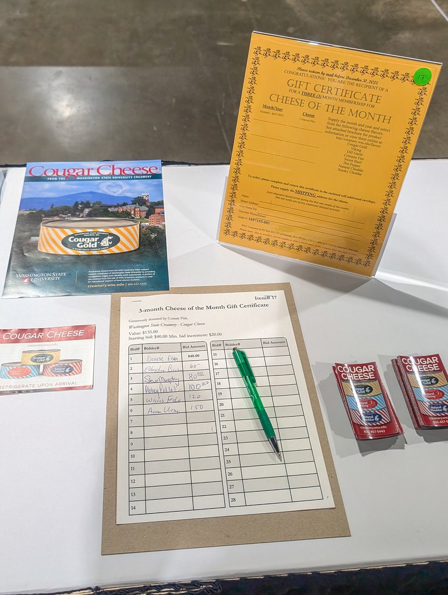 WSUSFS's tweet image. Some of our #FoodScience Cougs shared their food safety research at the International Association for Food Protection Annual Meeting. Their important work makes an impact on preventing foodborne illness and keeping our food safe!

#GoCougs #WSU