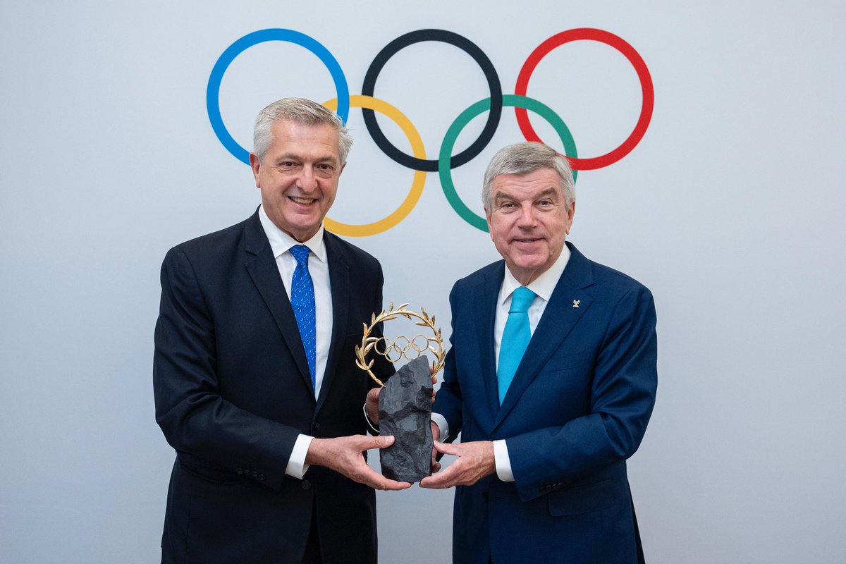 Filippo Grandi (@filippograndi) on Twitter photo Humbled and honoured to receive the“Olympic Laurel”
Award during the opening ceremony of the <a href="/Paris2024/">Paris 2024</a> <a href="/Olympics/">The Olympic Games</a>.
I dedicate it to the women and men who — every day — must flee their homes because of war, persecution and violence.
<a href="/iocmedia/">IOC MEDIA</a> <a href="/RefugeesOlympic/">Refugee Olympic Team</a> Humbled and honoured to receive the“Olympic Laurel”
Award during the opening ceremony of the <a href="/Paris2024/">Paris 2024</a> <a href="/Olympics/">The Olympic Games</a>.
I dedicate it to the women and men who — every day — must flee their homes because of war, persecution and violence.
<a href="/iocmedia/">IOC MEDIA</a> <a href="/RefugeesOlympic/">Refugee Olympic Team</a>
