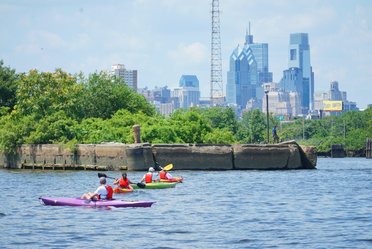 discoverPHL tweet media