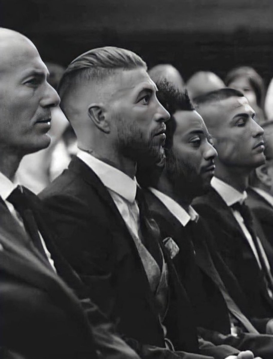 𝐓𝐇𝐄 𝐀𝐔𝐑𝐀. 🥶