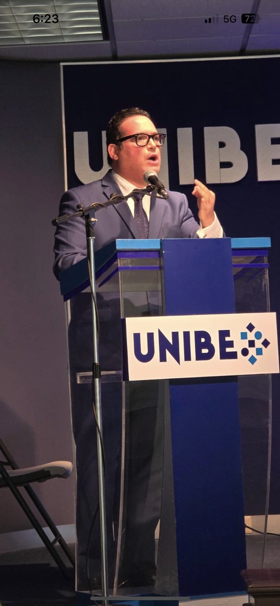 yoaldohp's tweet photo. Mi intervención de ayer en el importante seminario sobre negocios inmobiliarios en República Dominicana y seguridad jurídica, invitado por la estimada @KSolerBaez en @derecho_unibe. Agradecido por la invitación: https://t.co/o2tSr54h0W https://t.co/9rN1oVA1ih