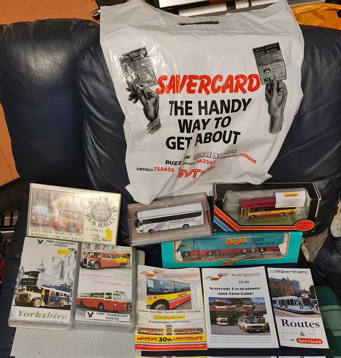 Shaun__92's tweet photo. My Purchases & freebies from SYTT & SYTM 50 Year's of SYPTE open day #SOUTHYORKSHIRETRANSPORT #southyorkshiretransporttrust #southyorkshiretransportmuseum #transportmemorabilia #vhs #buses #busmodels #mainline #nationalexpress #bova #bovafutura #ecml #railtrack #gner 21/07/24 https://t.co/qFRM9RK4F1
