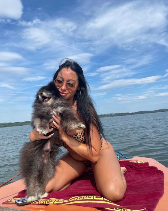 Love 😍❤️ https://t.co/m8TdjcJ6sa<a href="/tag/onlyfans"class="tags"><span>#onlyfans</span></a><a href="/tag/yourbabe"class="tags"><span>#yourbabe</span></a><a href="/tag/onlyfansbabe"class="tags"><span>#onlyfansbabe</span></a>