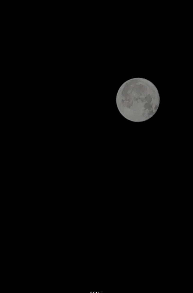 OumSeyf's tweet photo. #Etoiles #lune https://t.co/2zkeWc4t8U