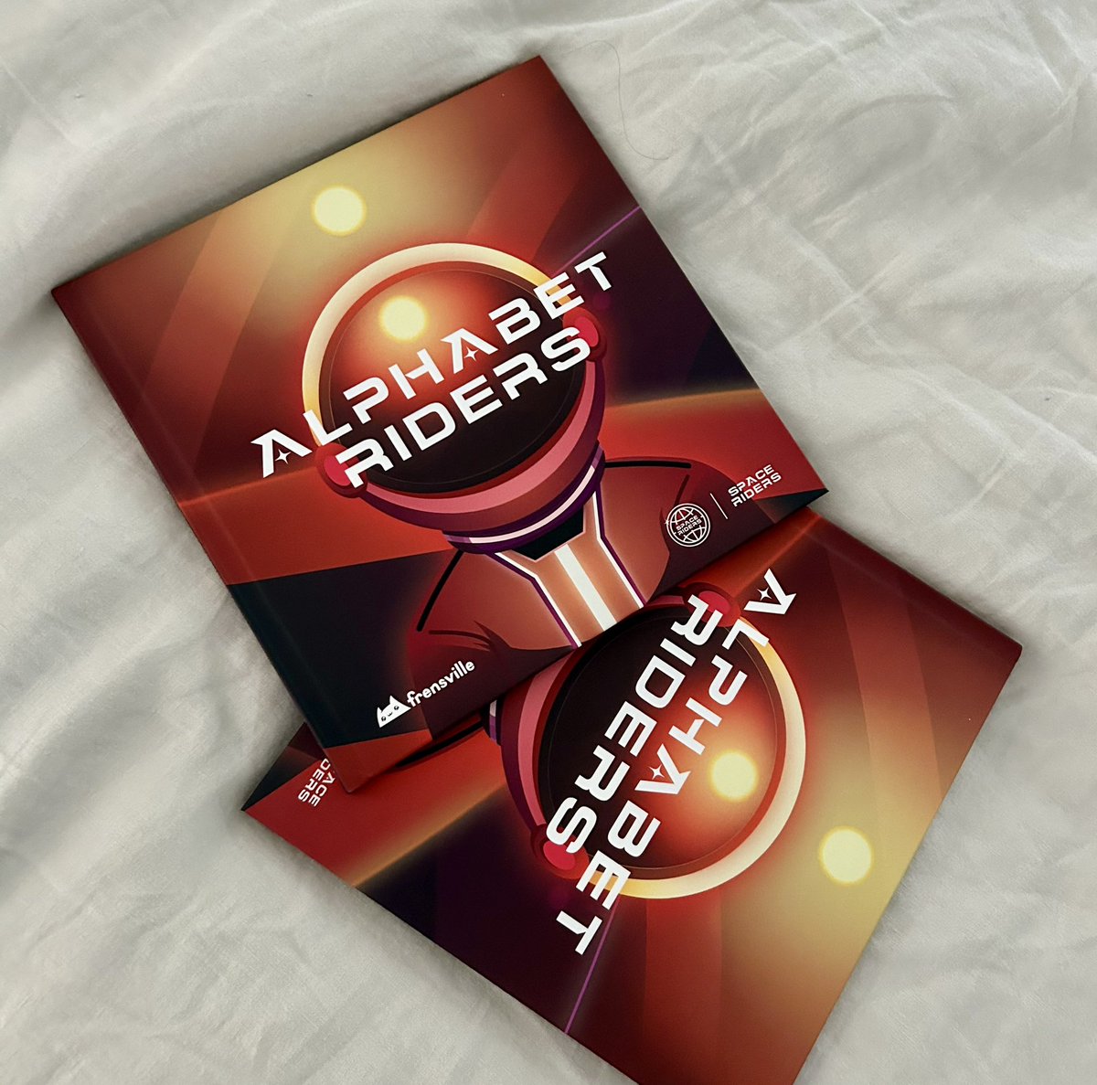 🎁 - FREE 📕 GIVEAWAY 

1st edition, mint copy of 
Alphabet Riders by <a href="/SpaceRidersXYZ/">Space Riders</a> 

1️⃣ - like and repost 
2️⃣ - comment below 👇 

we are your $FRENS!