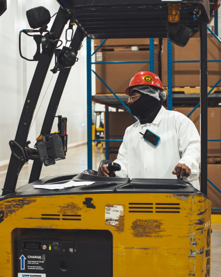 weavixiow's tweet image. Imagine there’s a serious safety event. You have two options: Send a message to everyone on a dumb radio or send an alert on a walt Smart Radio in every worker's language. The choice is yours. 

#AIPoweredLanguageTranslation #InternetOfWorkers #waltSmartRadio #SayNoToDumbRadios