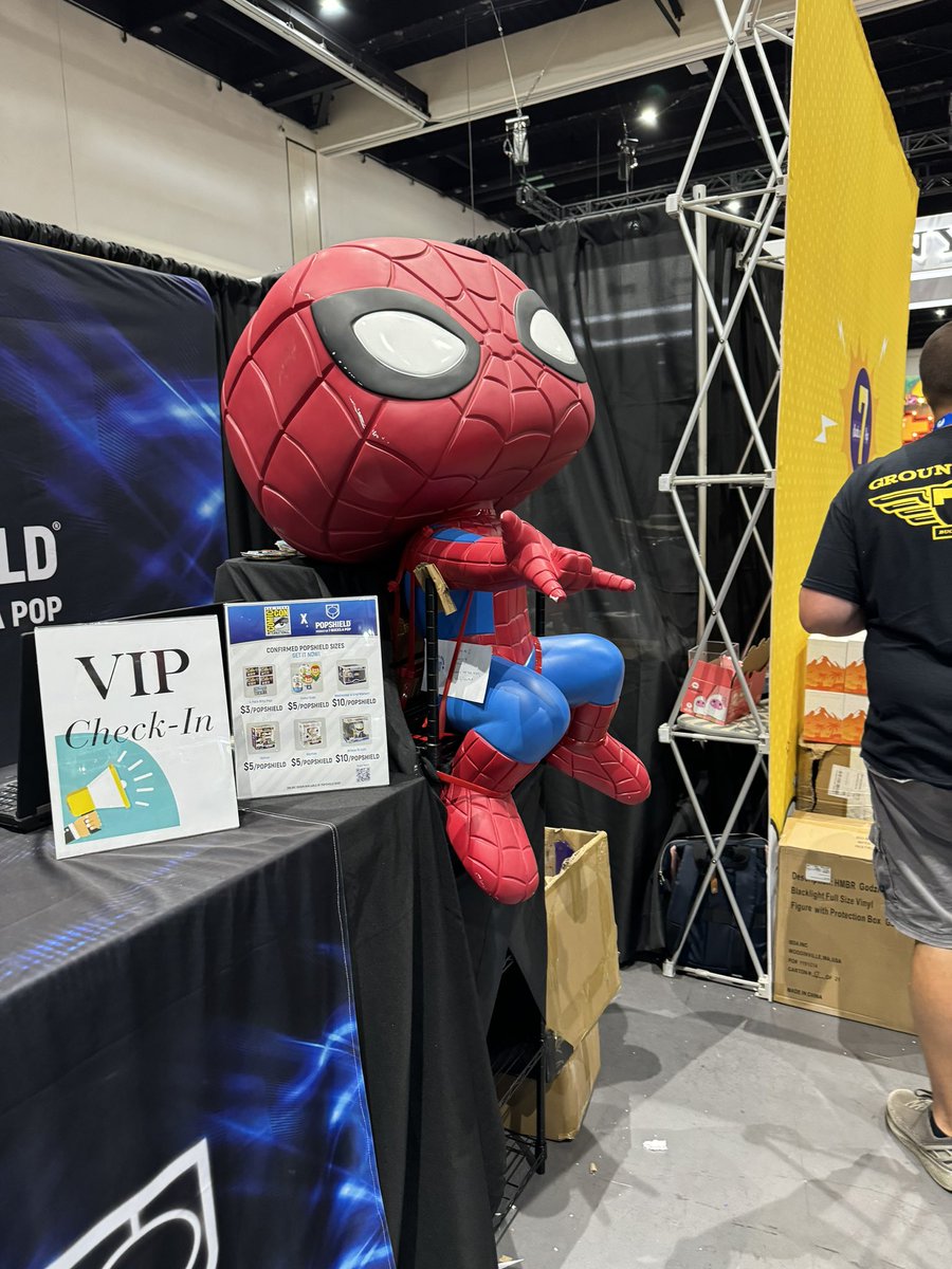 0mie's tweet photo. Same location, another day @7BucksAPop booth #swaggity #sdccsch https://t.co/p1eElGgcyV go get it https://t.co/4FInCbqRdL