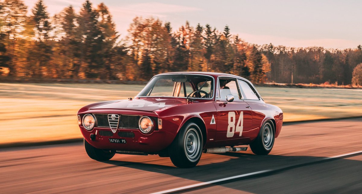 BrandonKoops's tweet photo. @TateTheTalisman The beautiful Alfa Romeo Giulia Sprint GTA 1965 https://t.co/XXEwJEQmZj