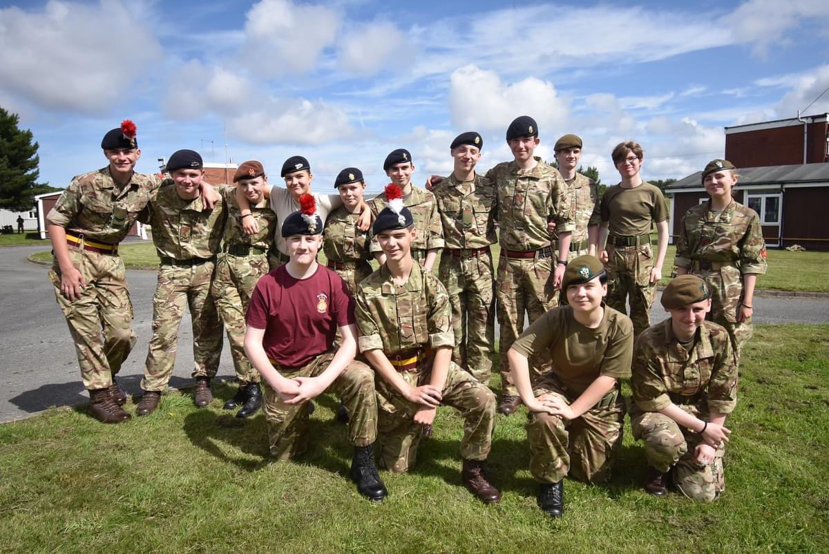 Gtr Manchester ACF (@gmanacf) on Twitter photo Day 2 of Annual Camp: Cadets learned safe weapon handling, drill & enjoyed Laser Tag with <a href="/MSUOTC/">Manchester & Salford UOTC</a> Officer Cadets. Team-building led by HQ NW engagement team. Evening relax at NAAFI.
For more ⬇️
facebook.com/share/nCw9n8c6…
#GmanACFforceforgood #armycadetsuk #acfannualcamp2024 Day 2 of Annual Camp: Cadets learned safe weapon handling, drill & enjoyed Laser Tag with <a href="/MSUOTC/">Manchester & Salford UOTC</a> Officer Cadets. Team-building led by HQ NW engagement team. Evening relax at NAAFI.
For more ⬇️
facebook.com/share/nCw9n8c6…
#GmanACFforceforgood #armycadetsuk #acfannualcamp2024