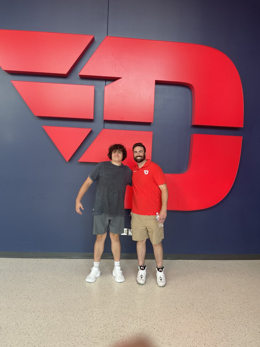 Liam Albright (@albrightliam77) on Twitter photo Had a great time today at the University of Dayton! Thank you <a href="/CoachWhalen59/">Greg Whalen</a> for talking with me and telling me about UD football! <a href="/DaleRodick/">Dale Rodick II</a> <a href="/nbigrigg81/">Nicholas Bigrigg</a> <a href="/CoachChad_T3/">Coach Chad</a> Had a great time today at the University of Dayton! Thank you <a href="/CoachWhalen59/">Greg Whalen</a> for talking with me and telling me about UD football! <a href="/DaleRodick/">Dale Rodick II</a> <a href="/nbigrigg81/">Nicholas Bigrigg</a> <a href="/CoachChad_T3/">Coach Chad</a>