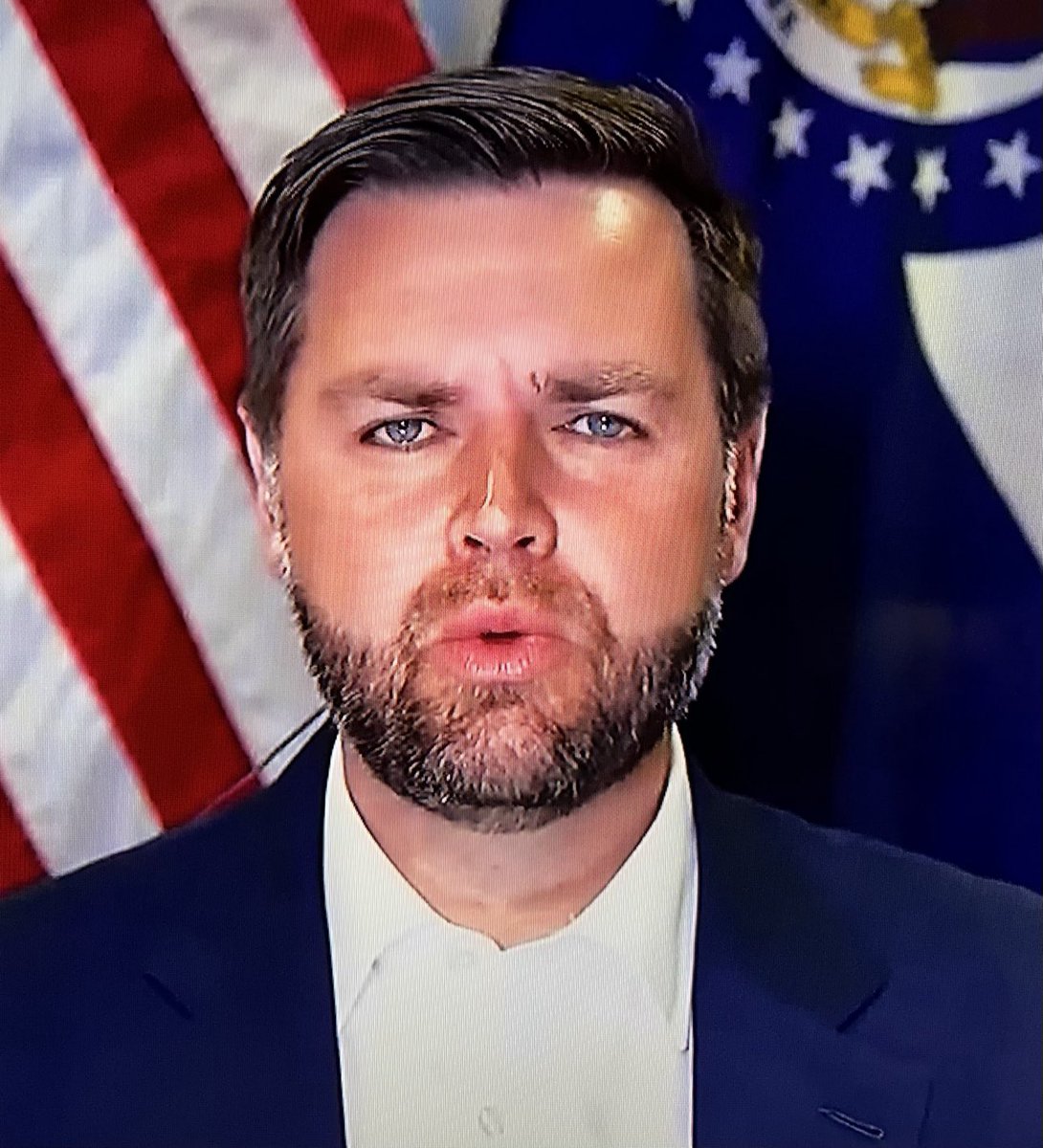 Roseanna Vitro tweet media