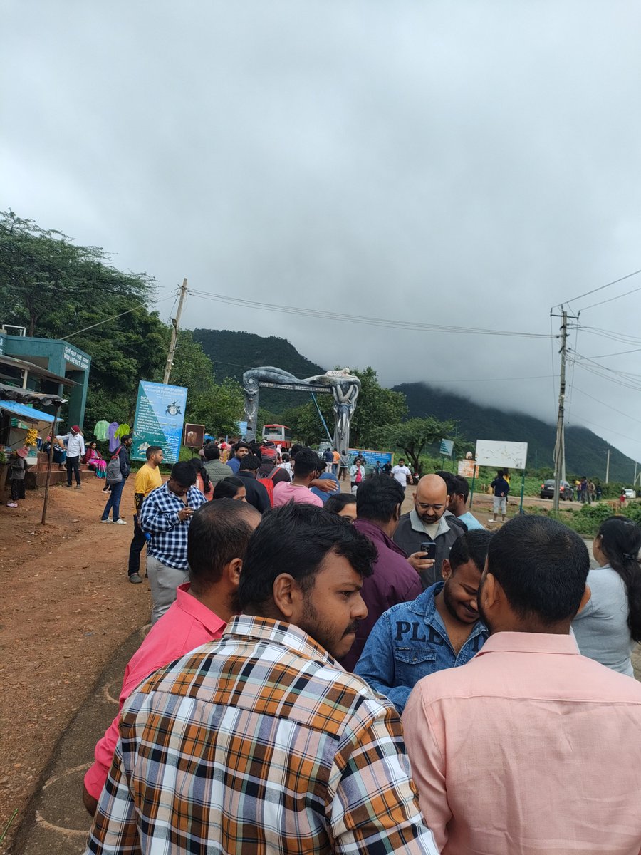 Himada Gopalswamy temple

Attention no movement to Himada Gopalswamy hills due to tree fell on the road.