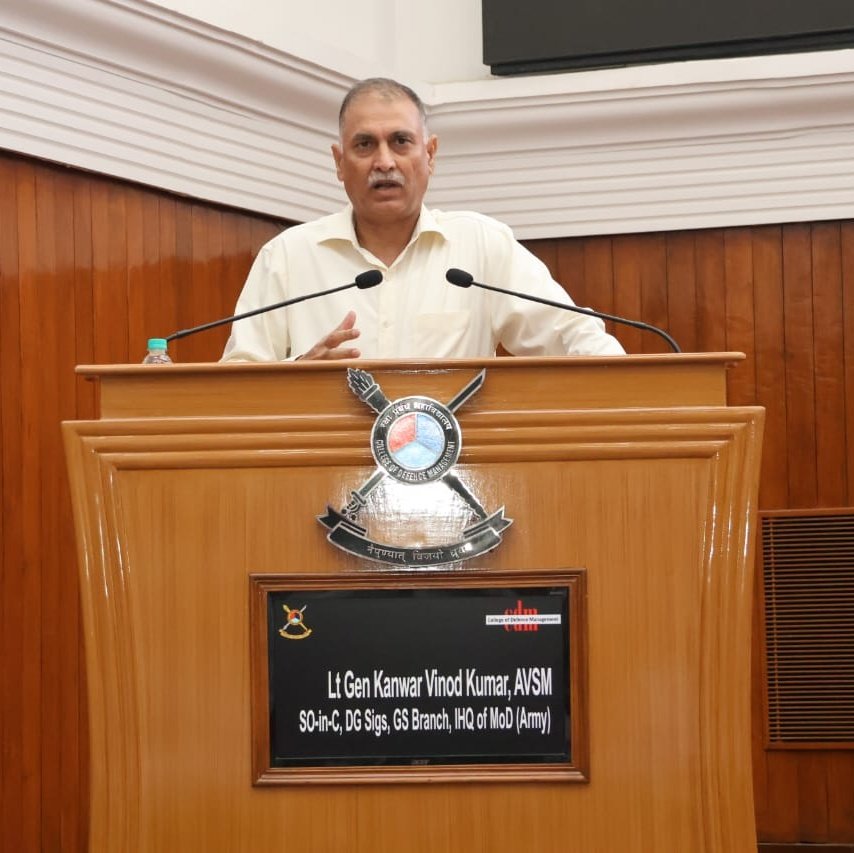 HQ_IDS_India's tweet photo. An enriching talk on “Tri-service Communications" with specific focus on #transformation of #communication architecture to meet #FutureChallenges, was delivered at #CDM_IDS by Lt Gen Kanwar Vinod Kumar, SO-in-C of #IndianArmy.
The talk elucidated the technologies and infrastructure road map of #IndianArmedForces to meet current & future integrated operational requirements.
#JointnessAndIntegration 

@DefenceMinIndia
@SethSanjayMP 
@giridhararamane
