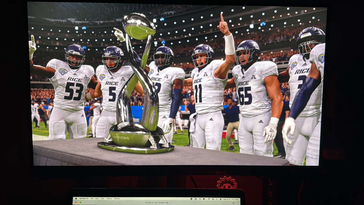 FSUAlex_'s tweet photo. Next up owl nation WE IN the national championship!!!! #HOOTHOOTMF https://t.co/Dqtn6xScmG