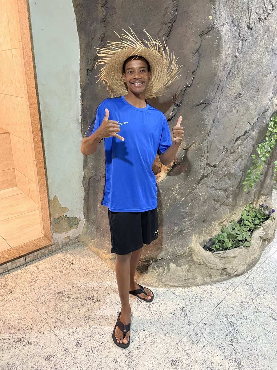 Dindo_do_Levi's tweet photo. Amarás o senhor teu Deus de todo o teu coração, toda a tua alma de todo o teu entendimento.(Mateus 22 : 37)🙏🏿🙏🏿 https://t.co/yybvzsK1LU