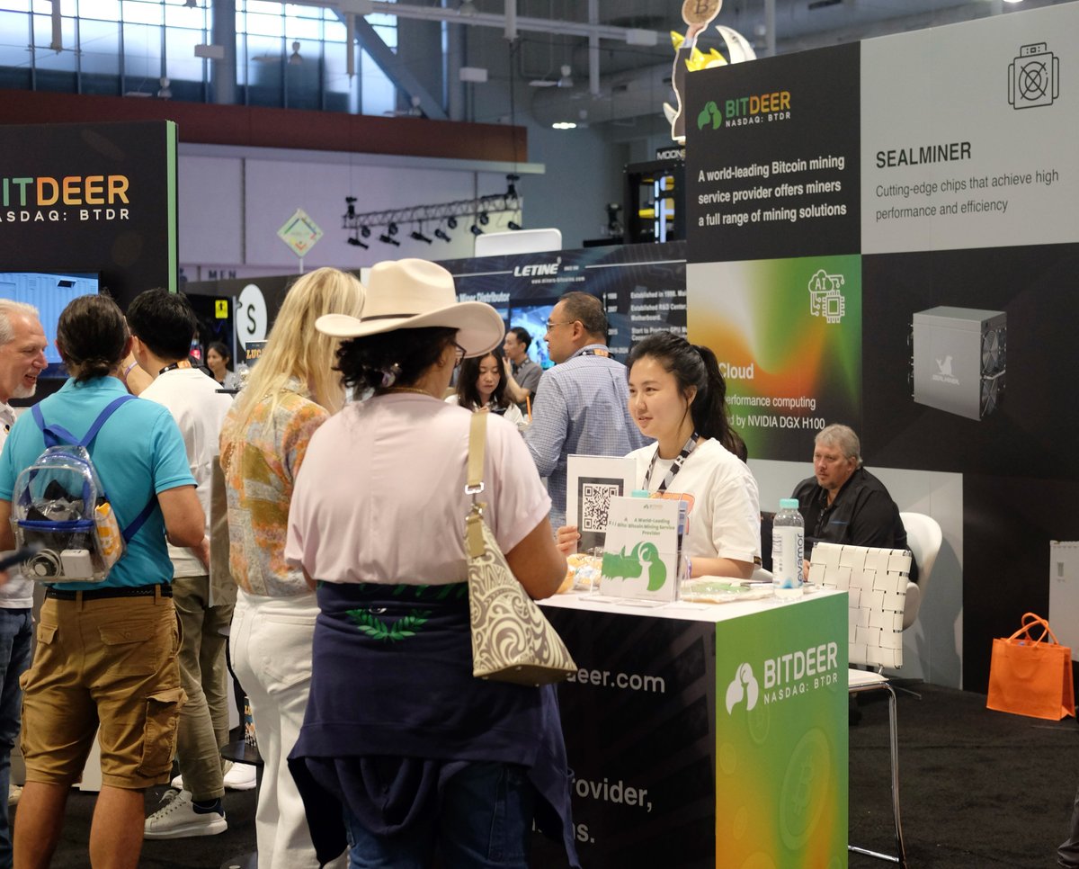 Bitdeer's tweet photo. Day 2 at #Bitcoin2024: More #Bitcoin discussion, more connections, and even more excitement!
Bitdeer team is on fire! 🔥🍻
#BTC2024 #btc #btcmining #Nashville #BTCtalks https://t.co/IXfbPSjo5v