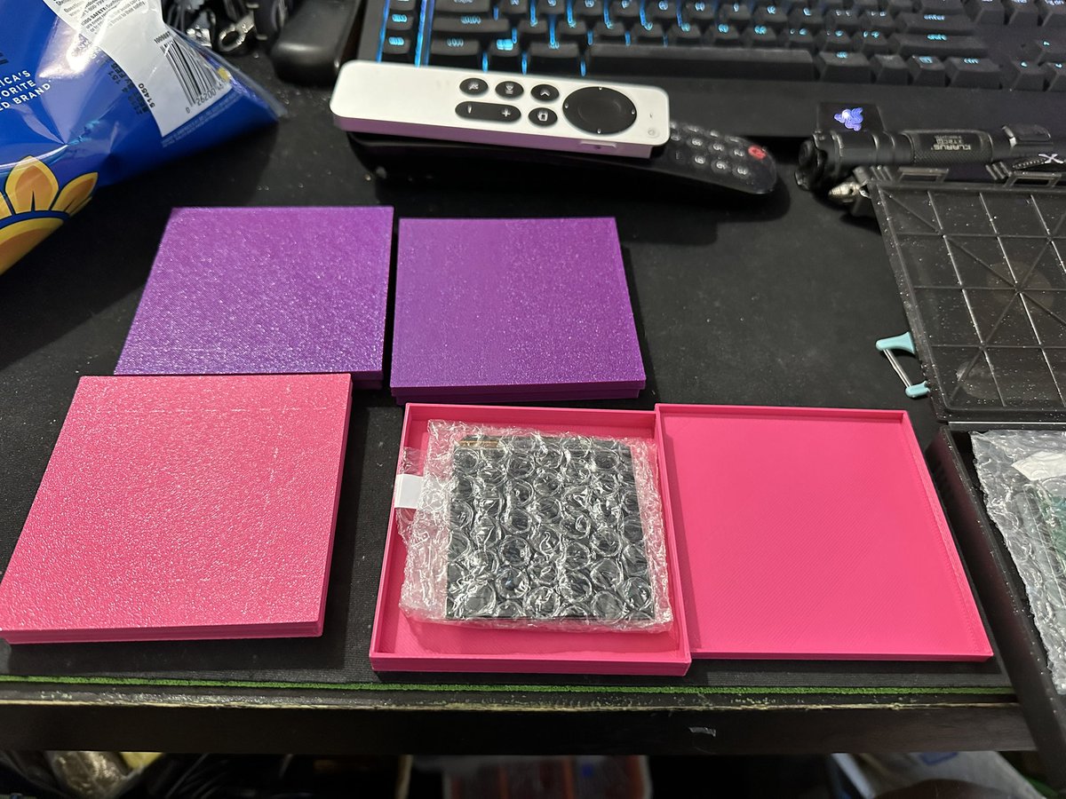 JimsDSM's tweet image. I have a shipping solution for MGBC, MGLC and DMGC Q10 lammy’s… 👀
More info mid August...
#gameboymods