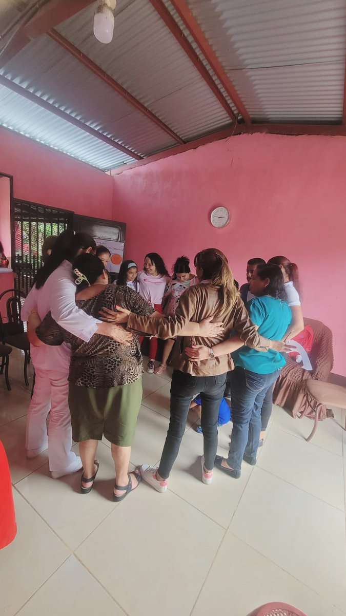 🐸🦼 !Se destaca #Nicaragua realizando las Terapias Comunitarias Integrativa Solidaria por la Vida #26Julio con lideres comunitarios, trabajadores de la Salud y con otros responsables de Instituciones. La Salud Mental es #Vida 
<a href="/ale_rusconi/">alejandro rusconi</a> <a href="/MinsaNicaragua/">Ministerio de Salud Nicaragua</a> <a href="/MINSAPCuba/">Ministerio de Salud Pública de Cuba</a> @_Davidcu