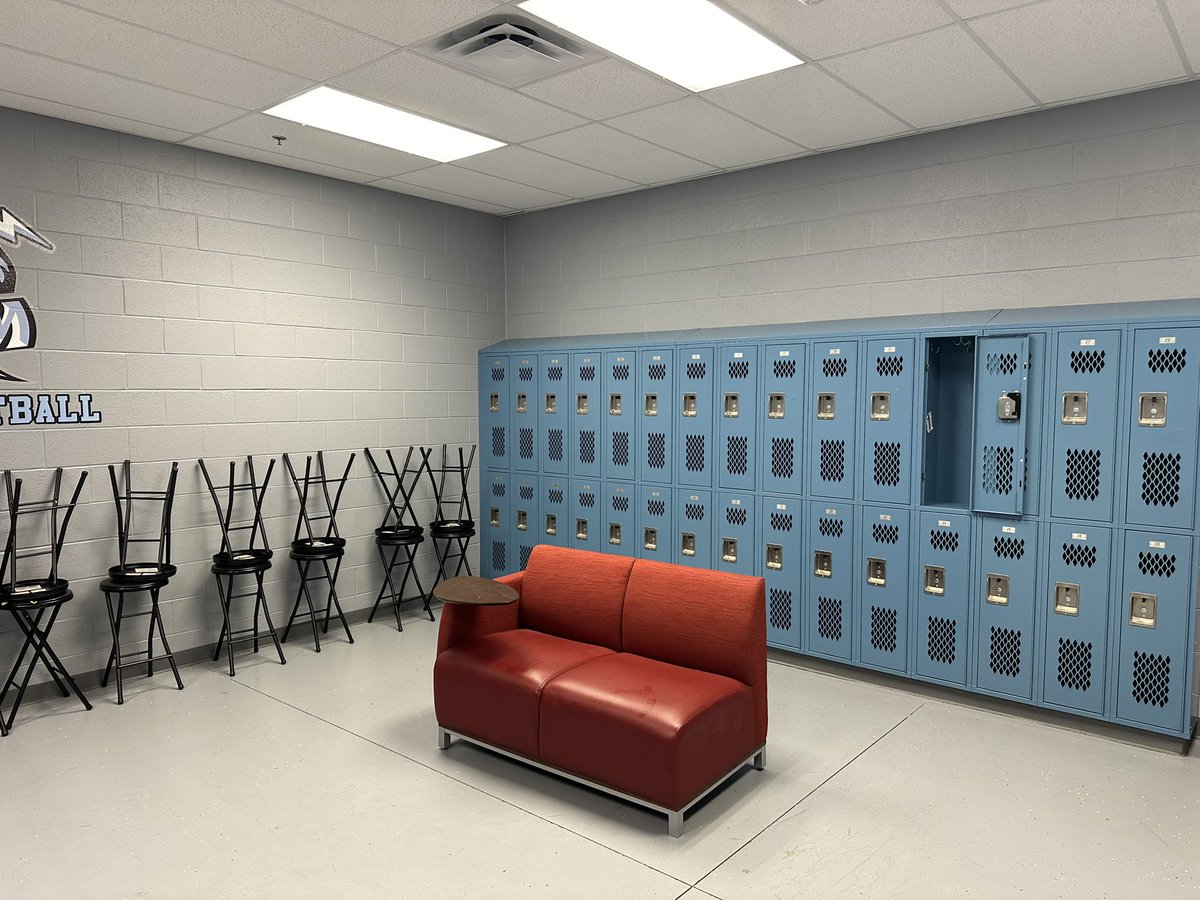 RFMBoysHoops's tweet photo. Big Time Upgrades!!! Over the summer the locker room got an upgrade. Huge thanks to CR Masonry and EMC Quality Carpentry for the donations and sponsorships. #RockyFork #We>Me https://t.co/XIjCAWTEnD