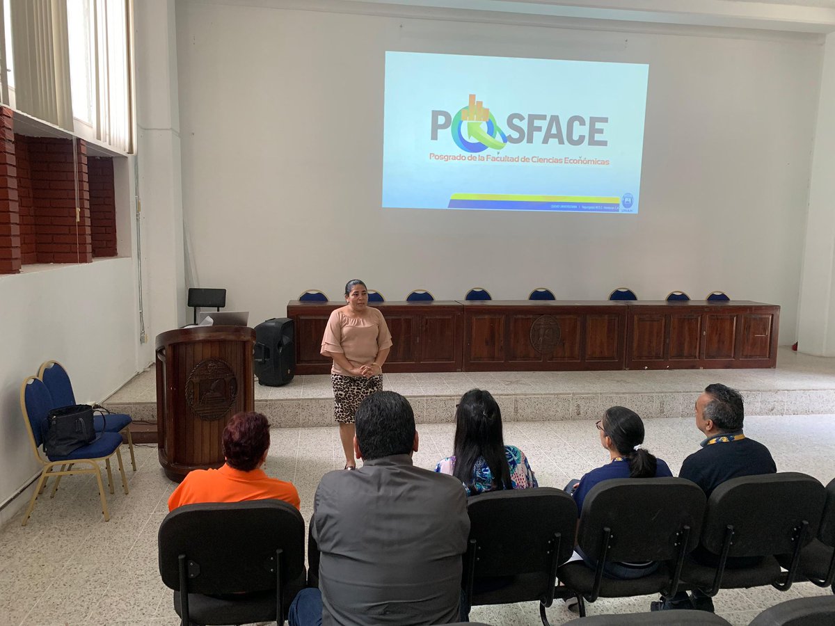 UNAHCortes's tweet photo. Representantes de los Posgrados de la Facultad de Ciencias Económicas, Administrativas y Contables (POSFACE) socializaron con las autoridades de nuestro campus el programa del Doctorado en Dirección Empresarial. https://t.co/0PrJ8iyvMq