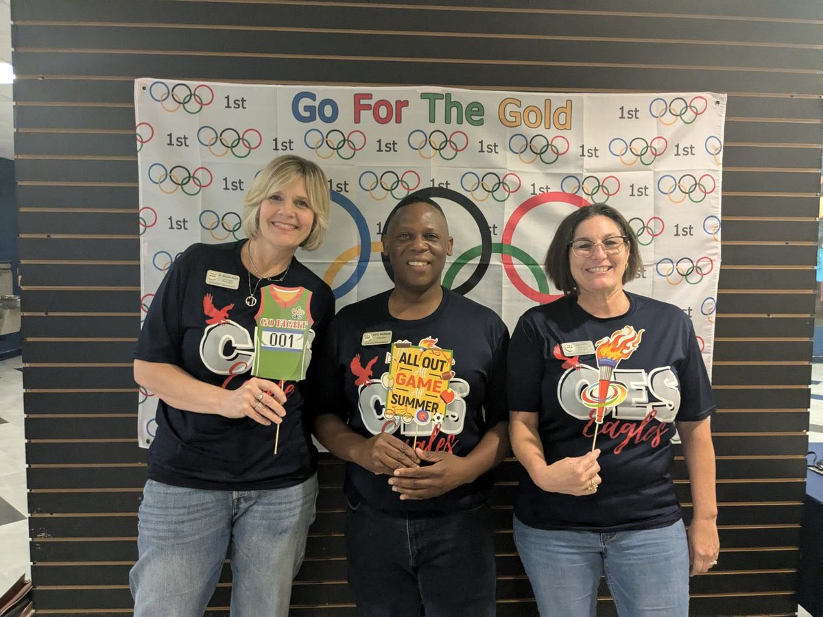 ColonialElem's tweet image. 🦅 OUR AMAZING ADMINISTRATION TEAM  ATTENDING VICTORY IN VISION! 🦅 #loveleeschools #leetweets