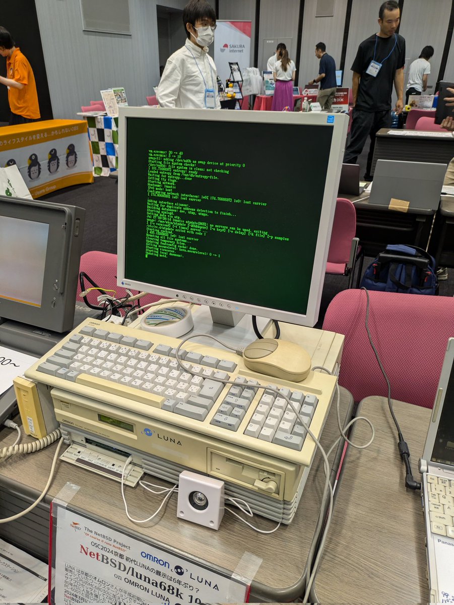 610t's tweet image. #OSCKyoto 着いた。
いつもの #NetBSD ブース。