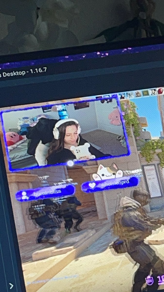 viollettskyy's tweet image. come say hi :) twitch.tv/violetskyttv