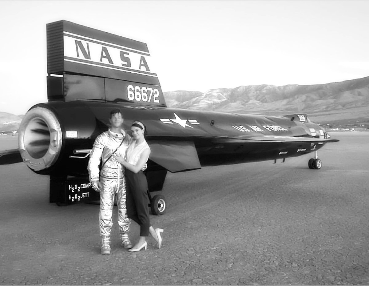 patient0146's tweet photo. @CollinsChadM #EdgeofSpace "To infinity....... and Beyond." https://t.co/GIKcBnCAlc