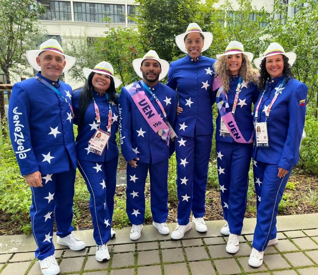 Radio Miraflores #LaVozDeLaVerdad tweet media