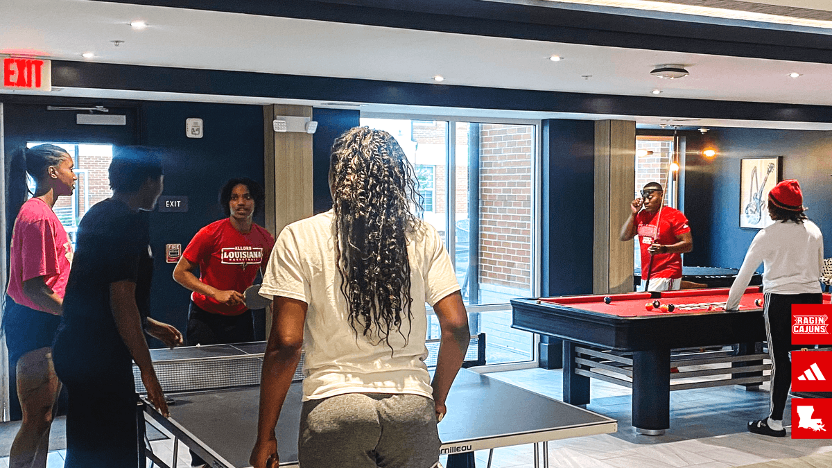 RaginCajunsWBB's tweet photo. An established sisterhood awaits! 🫶

#GeauxCajuns https://t.co/1gXLniS7SY