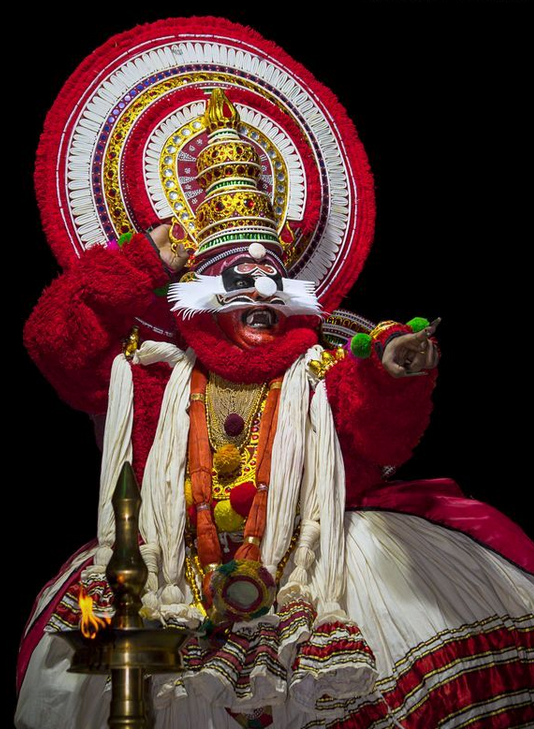 SGRohitArya's tweet photo. Anjaneya in Kathakali form https://t.co/F4O0QaOB6h