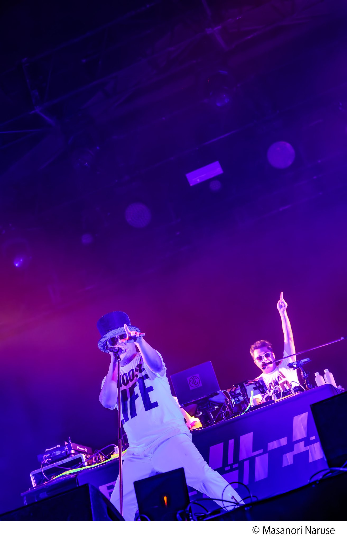 【新品】電気グルーヴ/Live at FUJI ROCK FESTIVAL'06 Amazon.co.jp: Live at FUJI ROCK FESTIVAL '06 [DVD] : 電気