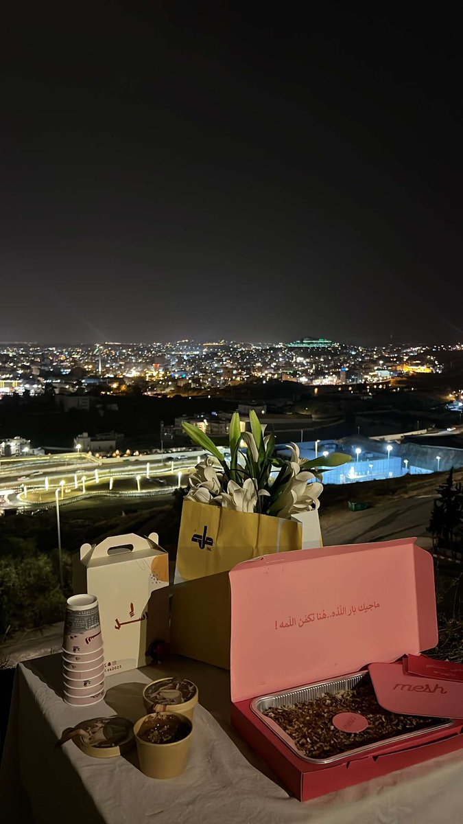 re_e147's tweet photo. ممتنه ومحظوظه لوجودكم بحياتي 🤍🤍.." https://t.co/6V48TgeZlx